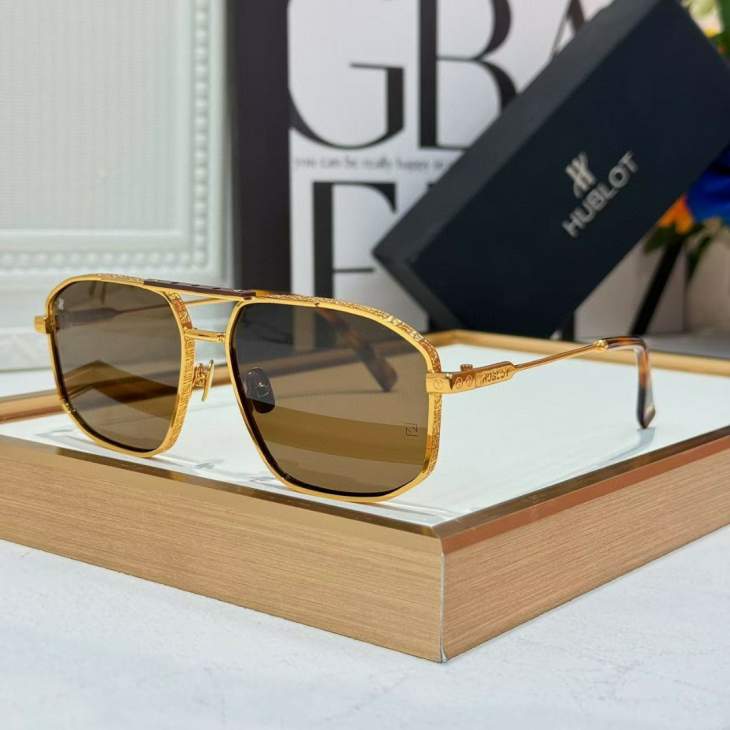 Picture of Hublot Sunglasses _SKUfw71164354fw